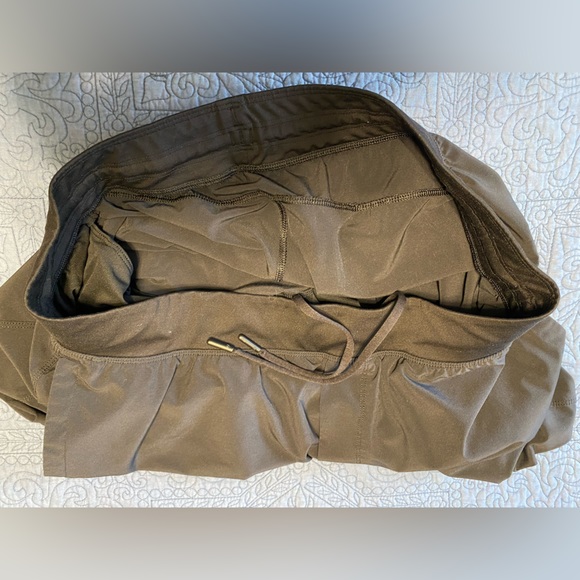 Lululemon T.H.E. Short XXL - Picture 3 of 3